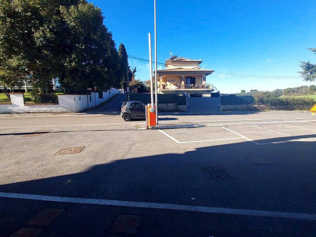 Immobile a Fiumicino in Via Michele Rosi - Foto 2