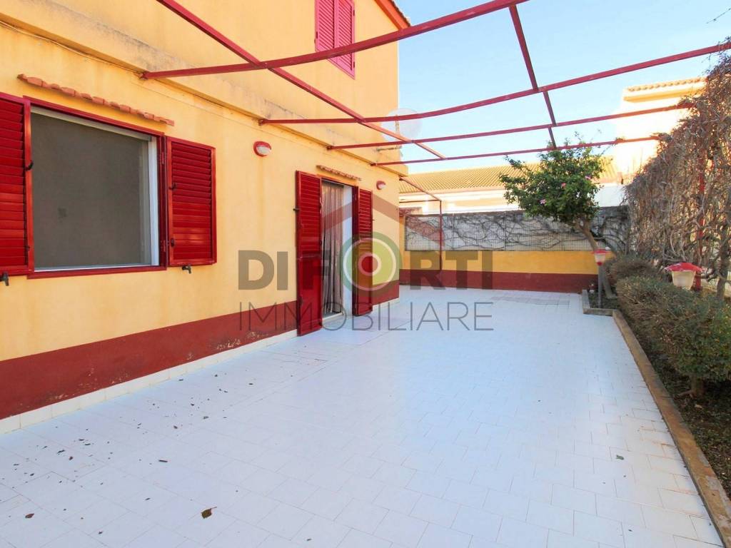 Appartamento a Santa croce camerina in Via delle Palme, 24 - Foto 2