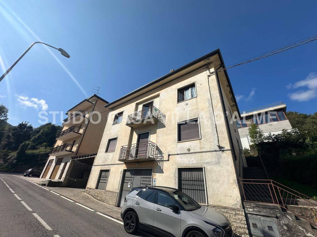 Appartamento a Val brembilla in via carminati - Foto 2