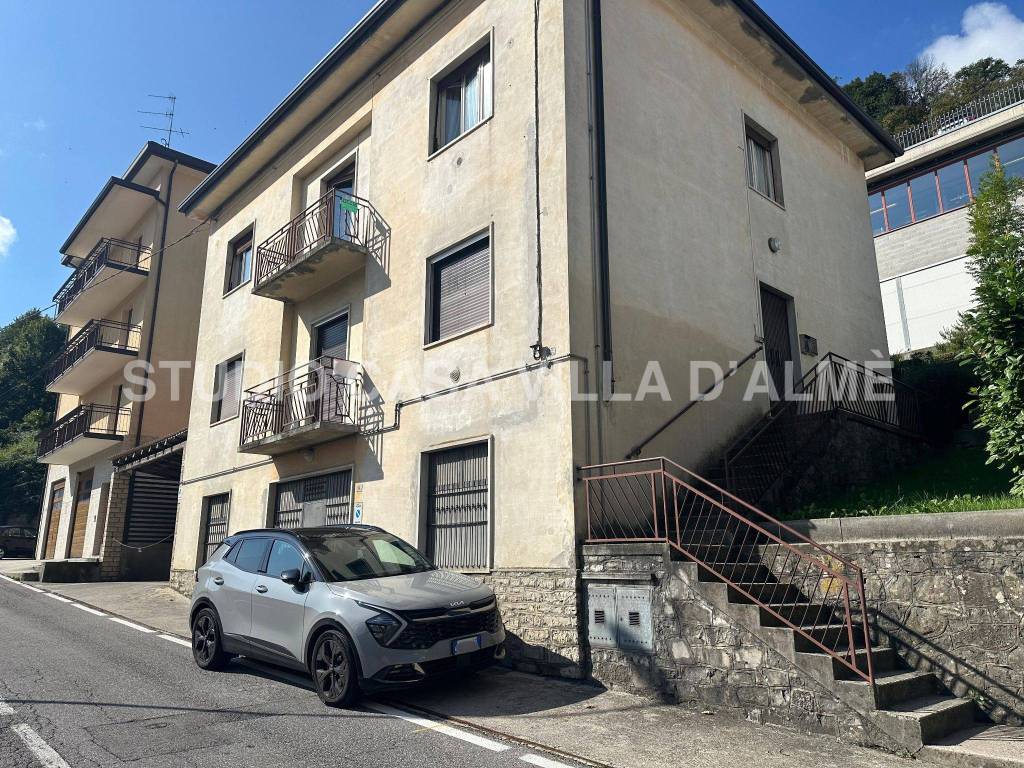 Appartamento a Val brembilla in via carminati - Foto 3