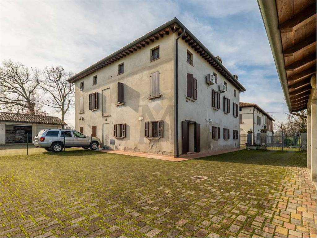 Casa indipendente a Reggio emilia in DOMENICO SASSI, 9 - Foto 4