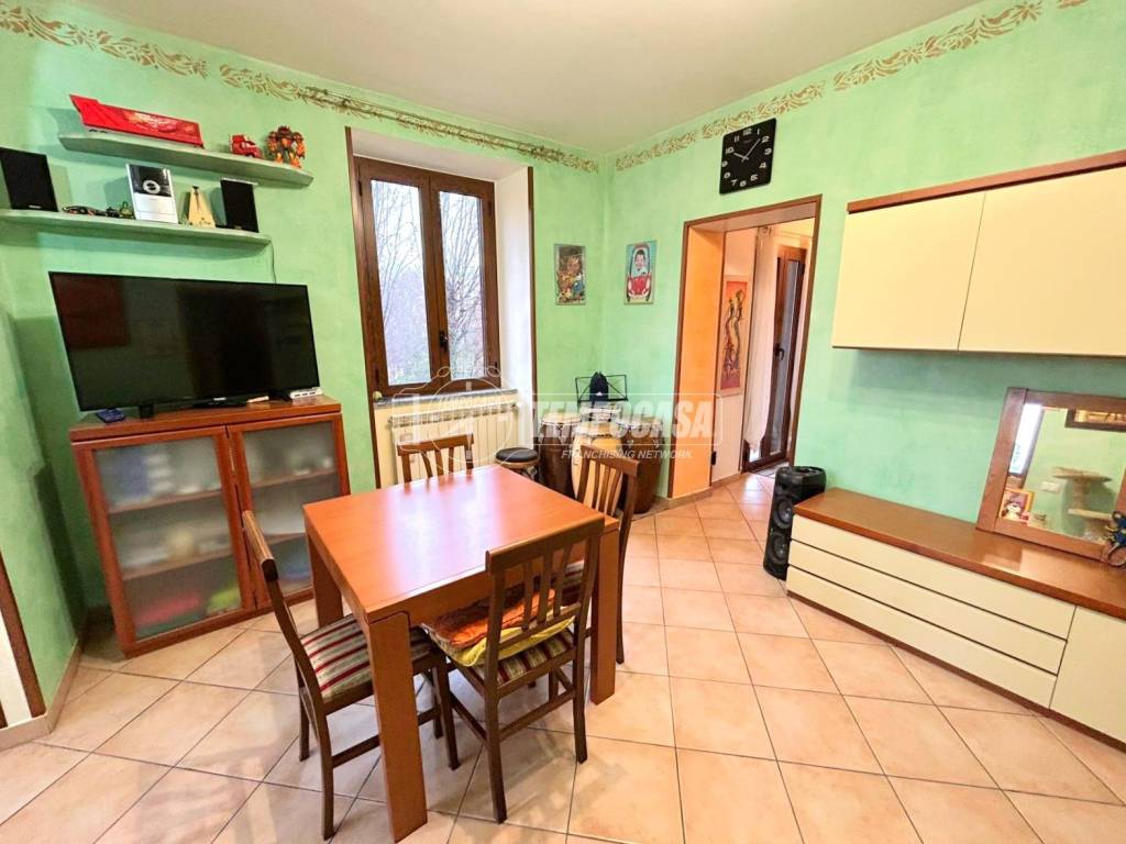 Casa indipendente a Villa guardia in Viale Della Rimembranza 20 - Foto 3