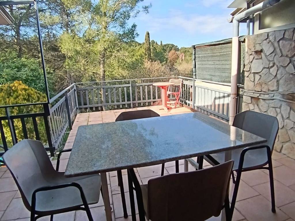 Villetta a schiera a Cassano delle murge in Zona Lagogemolo - Foto 3