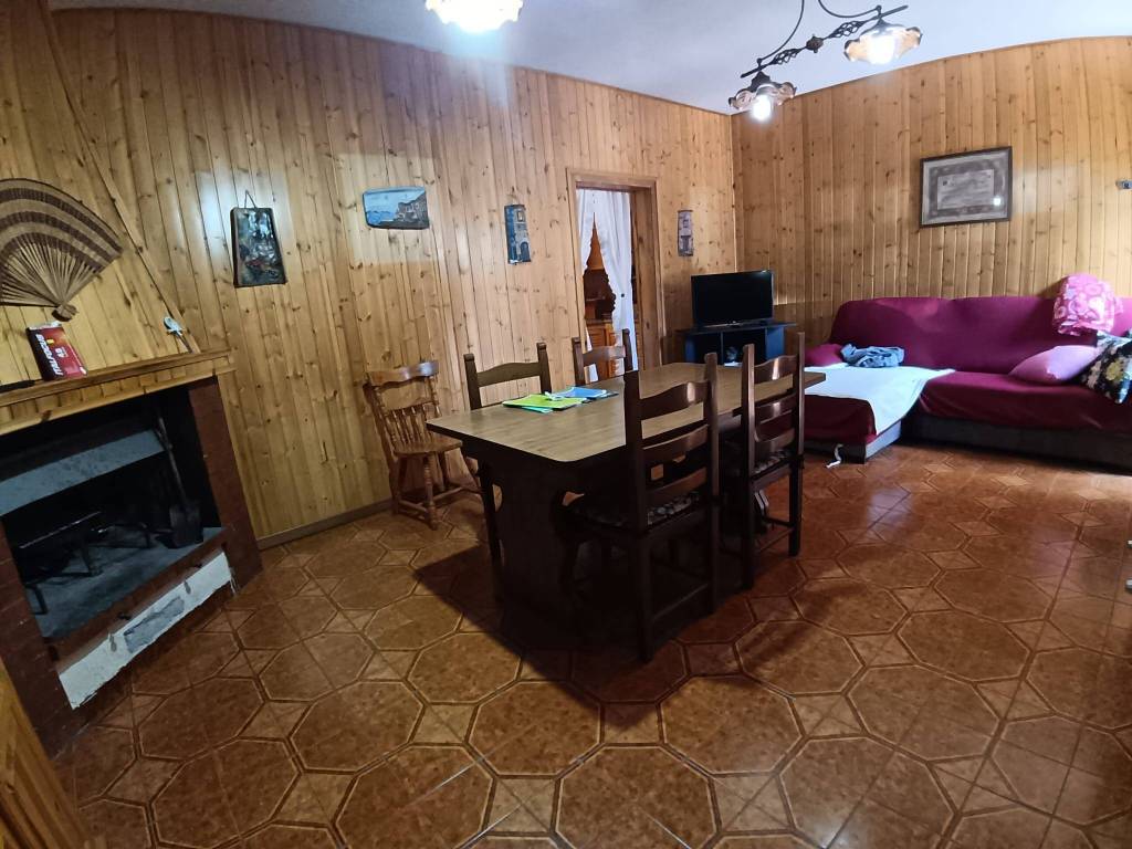 Villetta a schiera a Cassano delle murge in Zona Lagogemolo - Foto 5