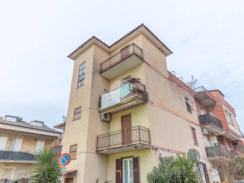 Appartamento a Tivoli in Via Rosolina, 124 - Foto 2