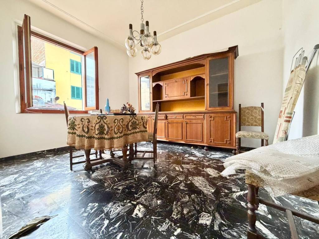 Appartamento a Prato in Via Montaperti - Foto 2