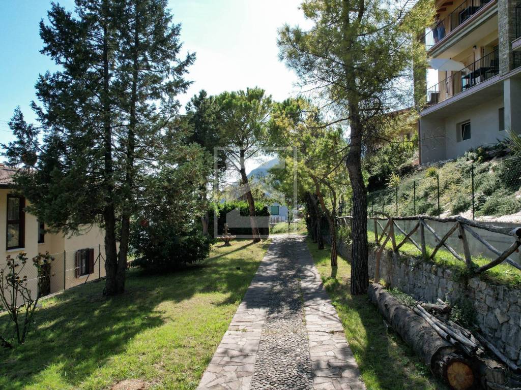 Villa a Tignale in Via Pegol, 8 - Foto 4