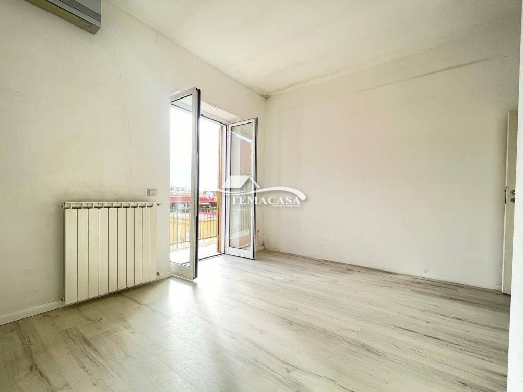 Appartamento a Pozzuoli in Via Guglielmo Oberdan - Foto 2