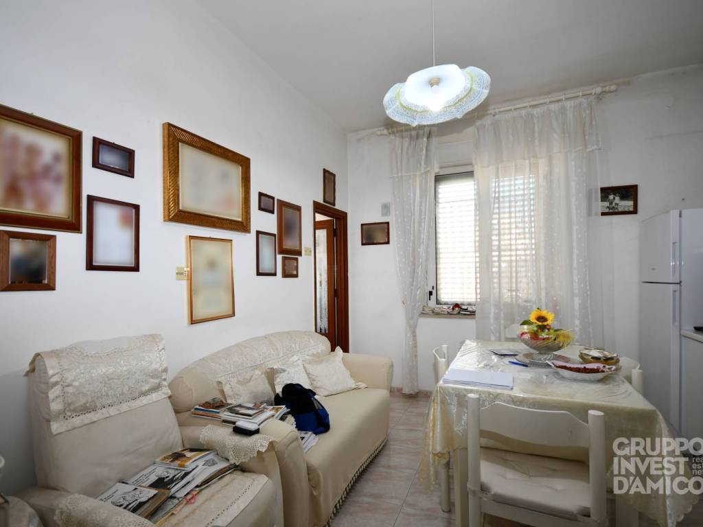 Appartamento a Ceglie messapica in Via Alessandro Manzoni - Foto 4