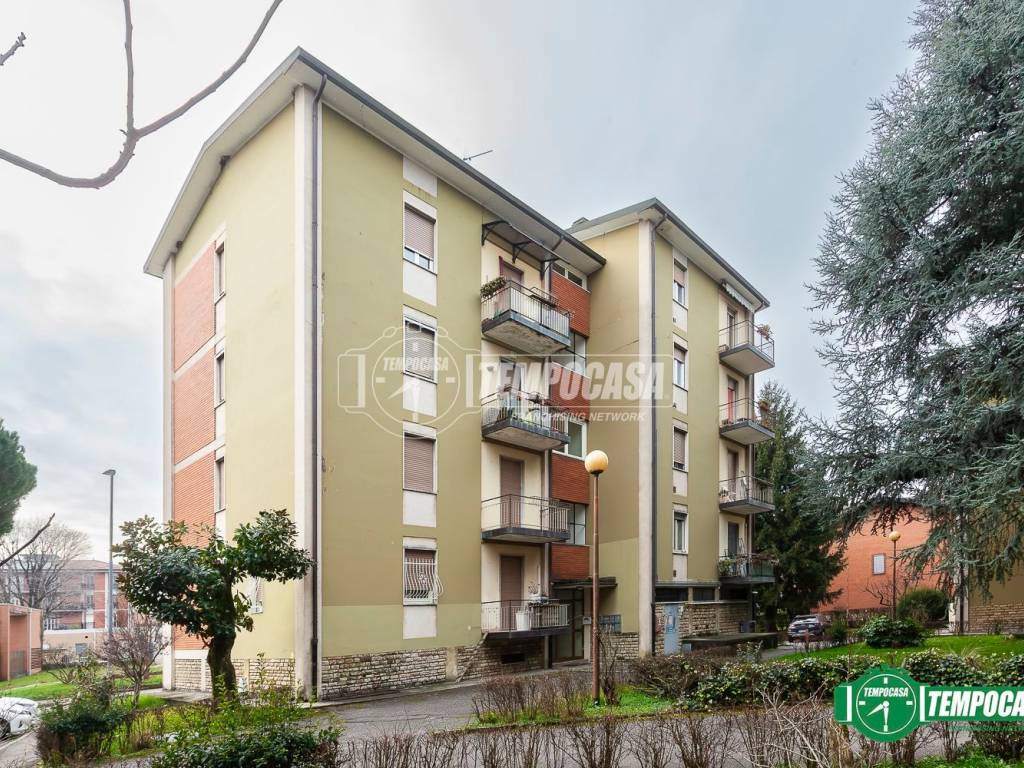Appartamento a Bergamo in Via Umberto Giordano - Foto 2