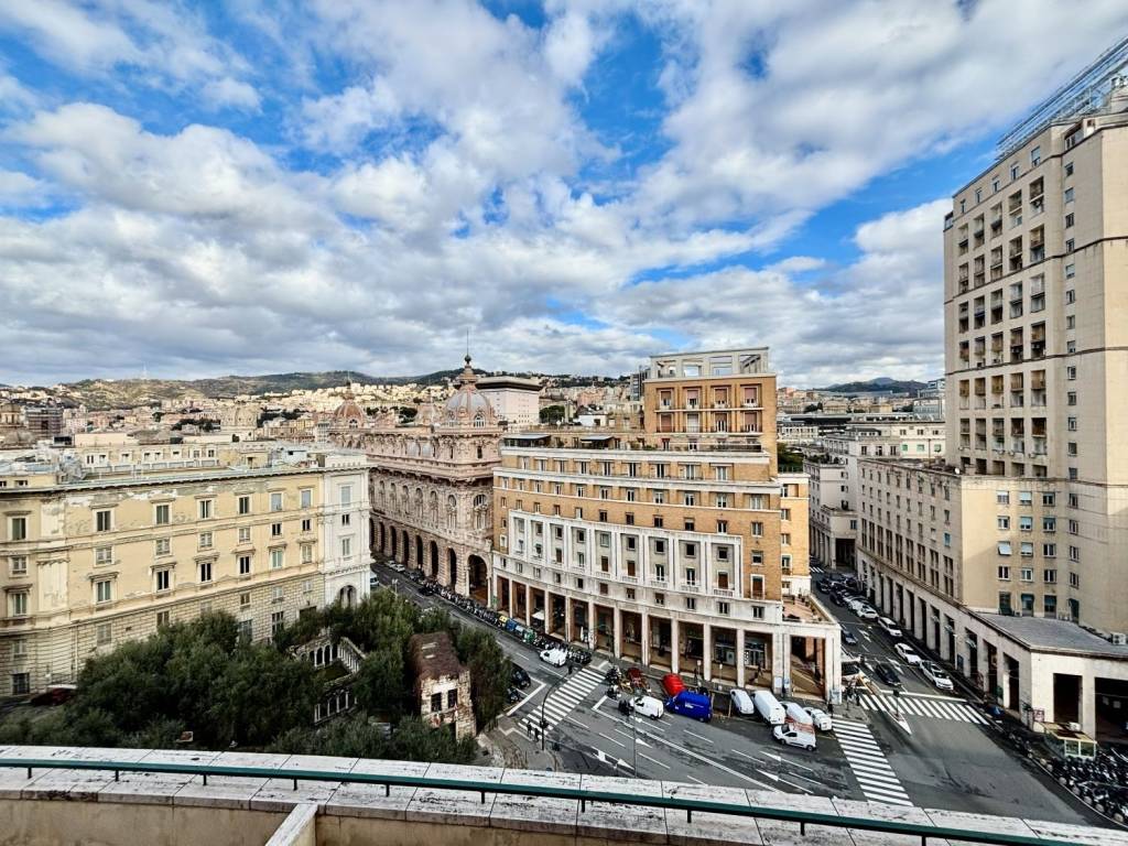 Immobile a Genova in Piazza Dante - Foto 2