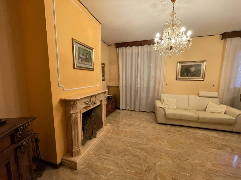 Villetta a schiera a Modena in Viale Giovanni Amendola, 611 - Foto 5