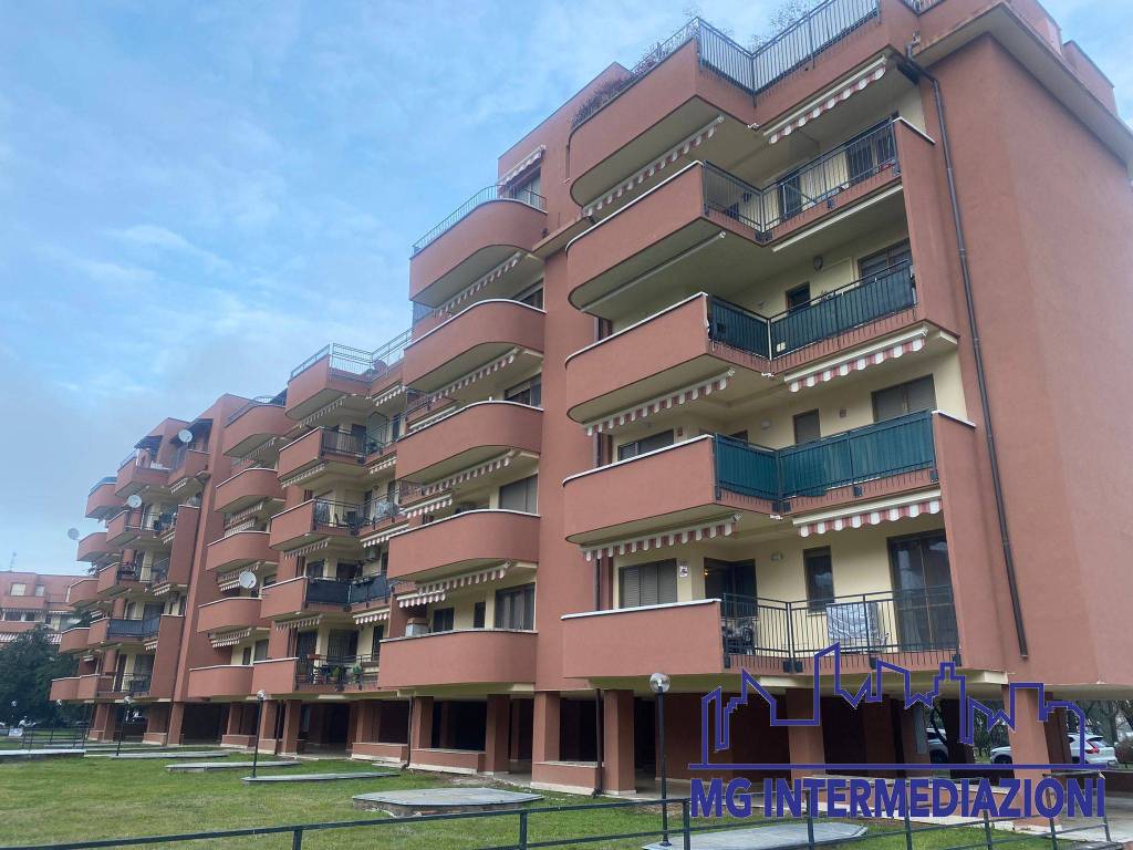 Appartamento a Pieve emanuele in Via Lazio, 6 - Foto 2