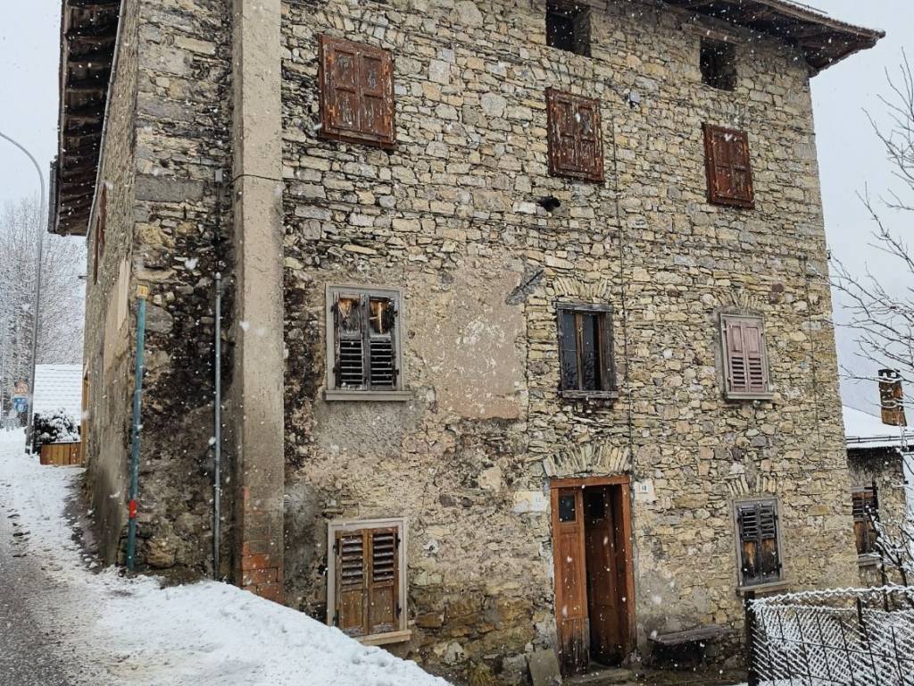 Appartamento a Vigo di cadore in Via Giuseppe Fabbro - Foto 2