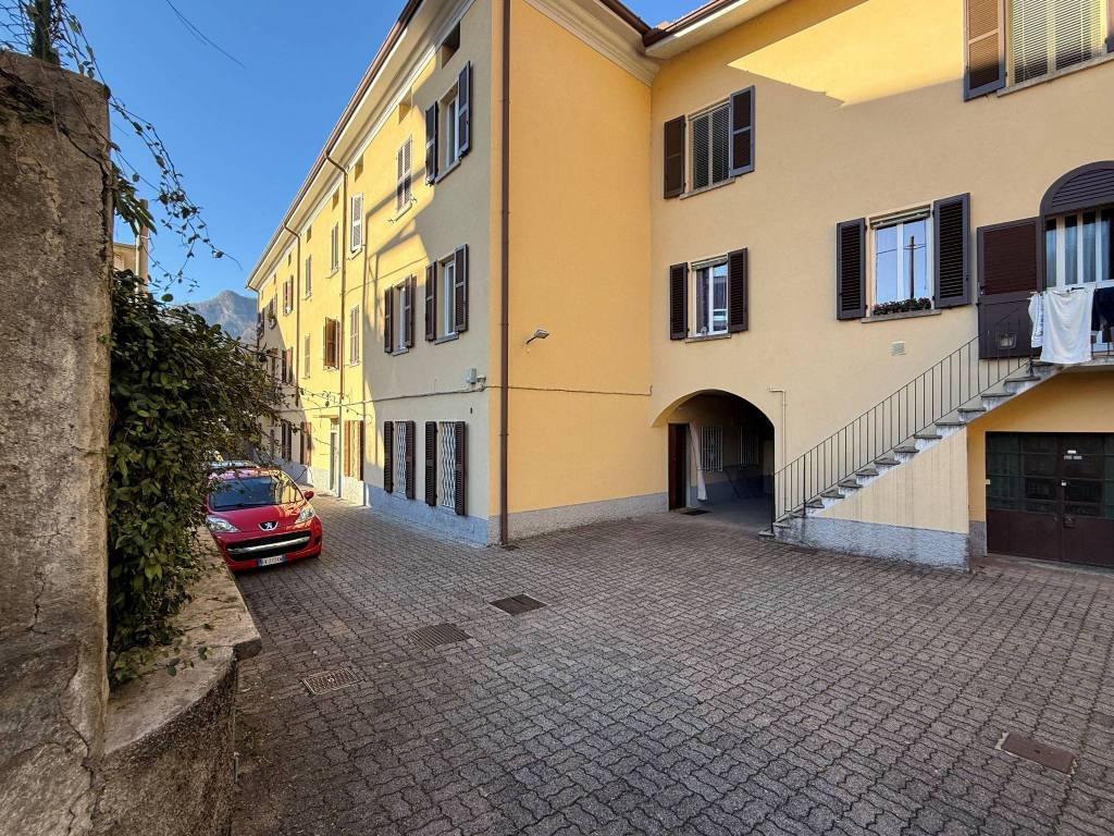 Appartamento a Lecco in Corso Emanuele Filiberto, 59 - Foto 3