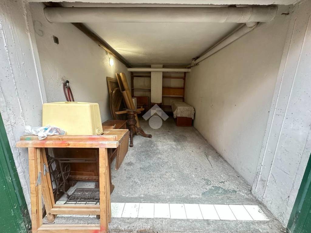 Box / garage a Verona in Garage singolo in locazione Via Duse, 6 - Foto 2