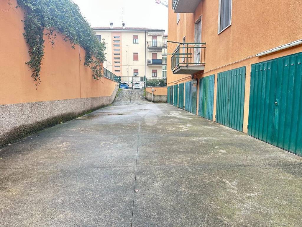 Box / garage a Verona in Garage singolo in locazione Via Duse, 6 - Foto 4