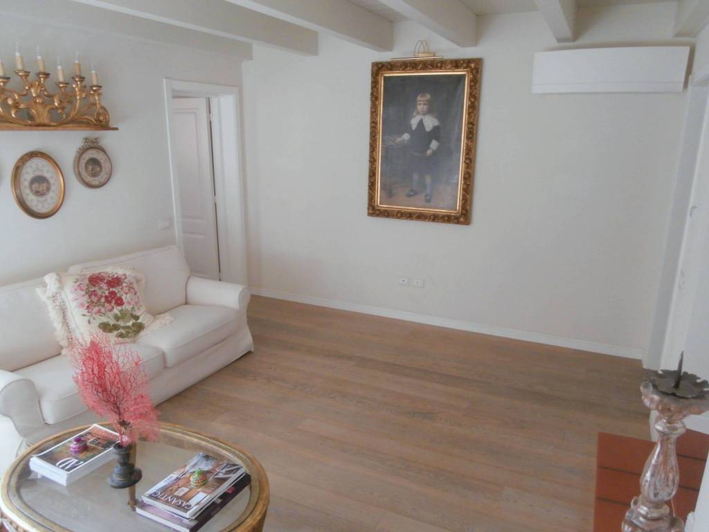 Appartamento a Ferrara in Via Ripagrande - Foto 4