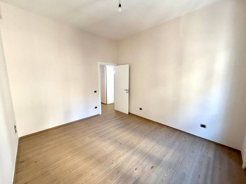 Appartamento a Salerno in Via Camillo Sorgente - Foto 5