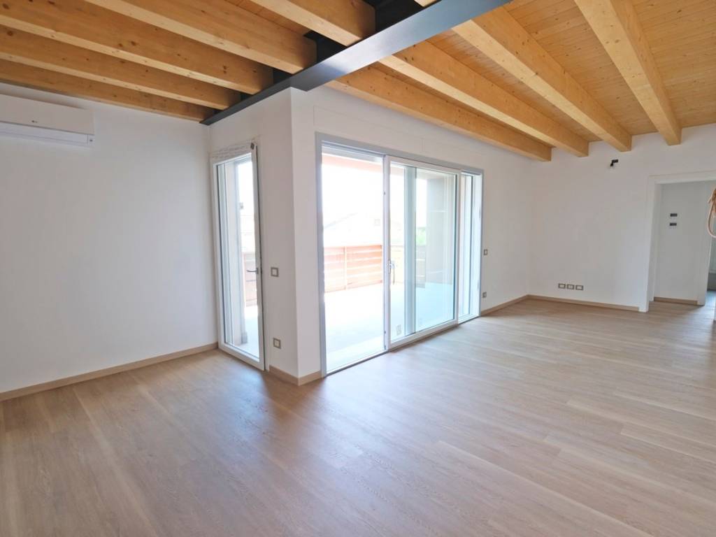 Appartamento a Villafranca di verona in Via Valle - Foto 2