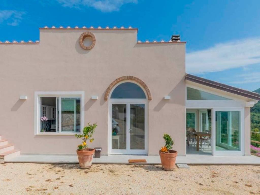 Casa indipendente a Rio in Strada dei Mulini, 13 - Foto 2