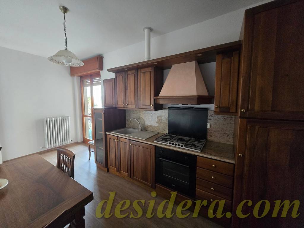 Appartamento a Castelletto sopra ticino in Via 1 Maggio, 27 - Foto 5