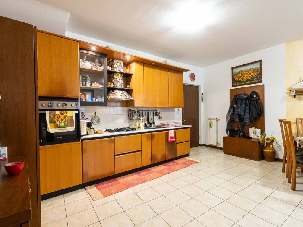 Appartamento a Cabiate in Via della Resistenza - Foto 4