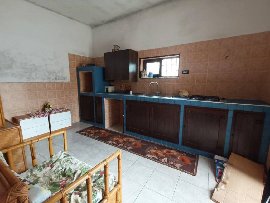Villa a Castel volturno in Viale Tronto Traversa 2 - Foto 2