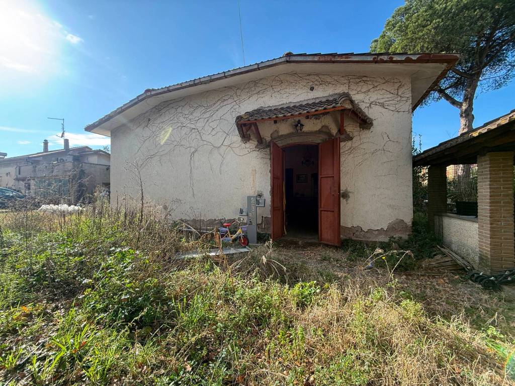 Villa a Ciampino in Via Loredano Bizzali - Foto 5