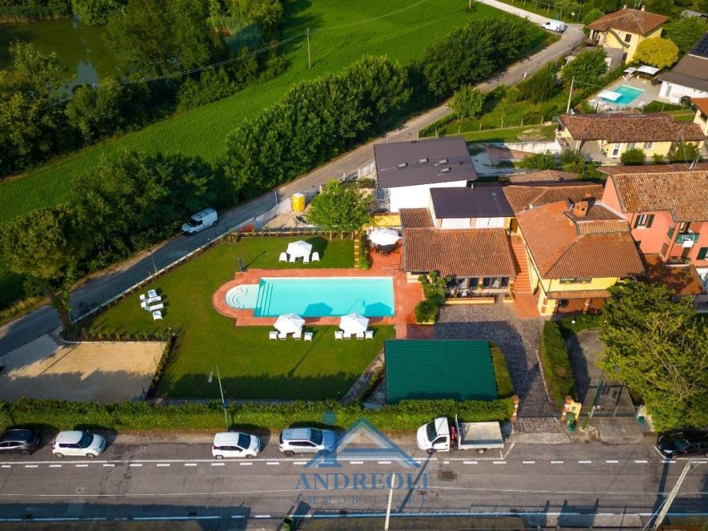 Villa a Peschiera del garda in Via Dolci - Foto 2