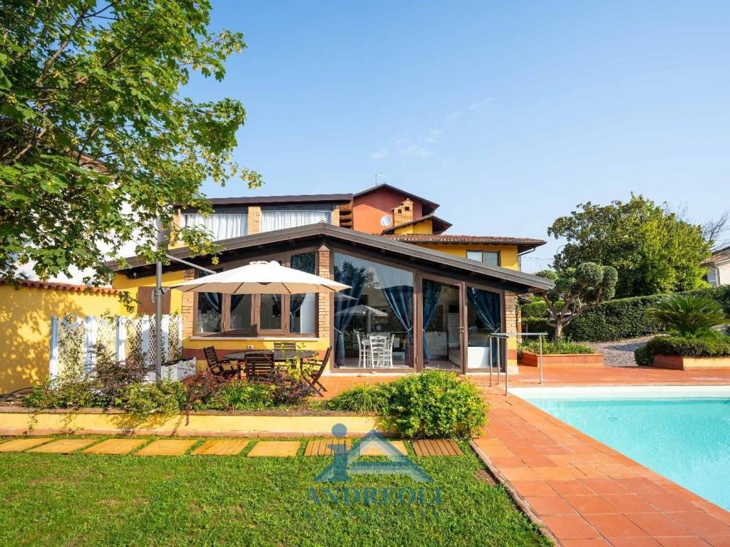 Villa a Peschiera del garda in Via Dolci - Foto 5