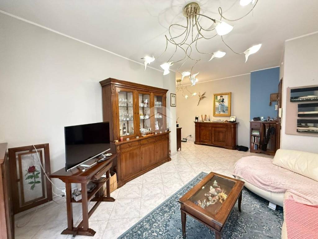 Appartamento a Collegno in Via Roma, 33 - Foto 2