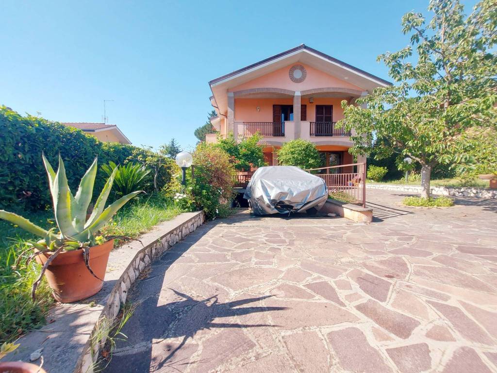 Villa a Grottaferrata in Via della Pedica - Foto 5