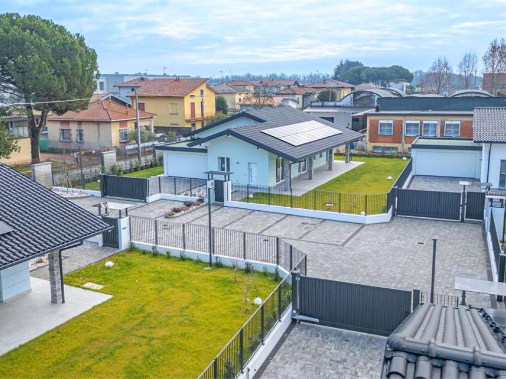 Villa a Cassano magnago in via De Gasperi - Foto 2