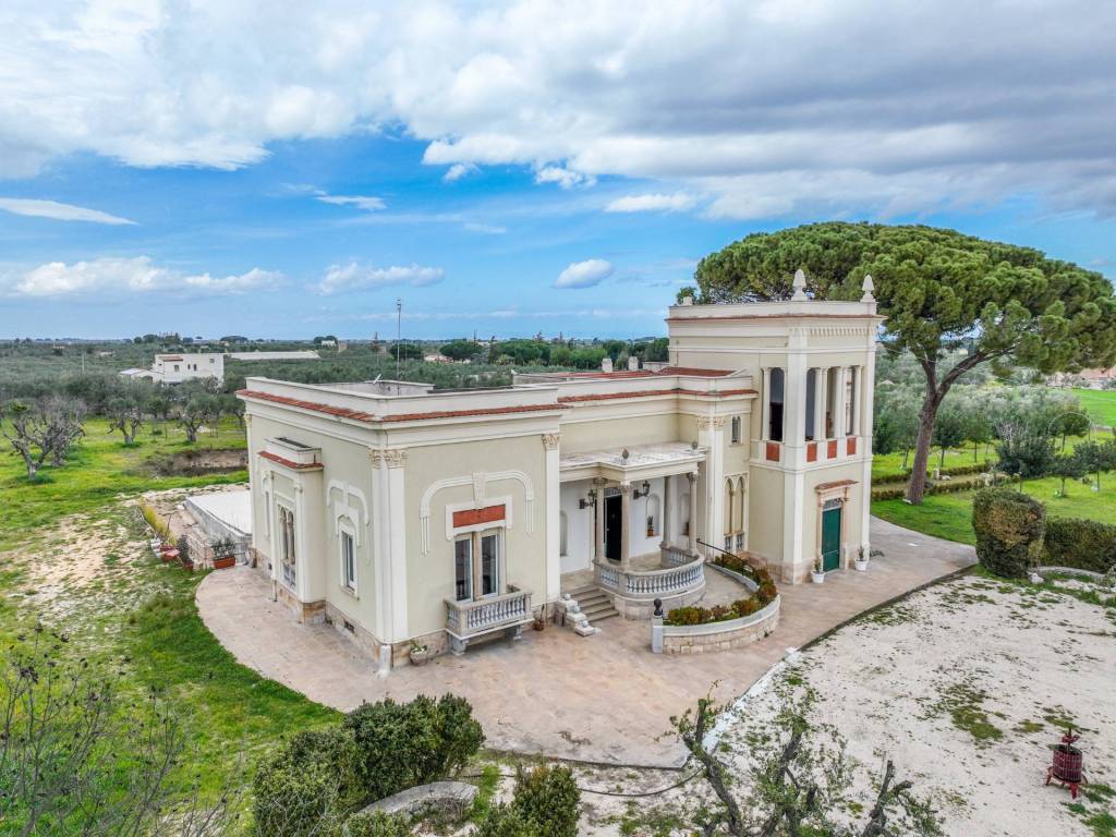 Villa a Corato in Via Castel del Monte - Foto 2