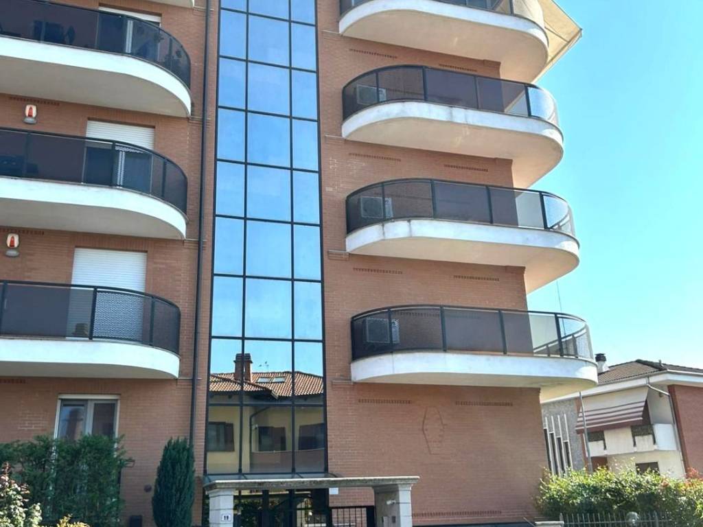 Appartamento a Novara in Via Rizieri - Foto 2