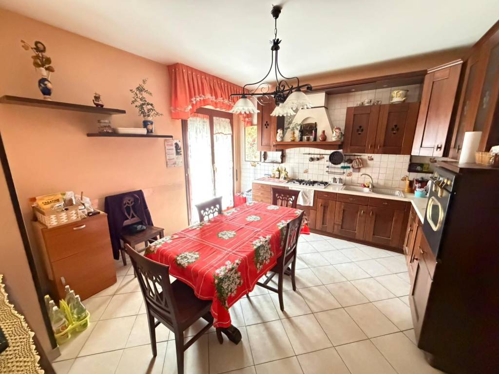 Appartamento a San nicola la strada in Viale Italia - Foto 4