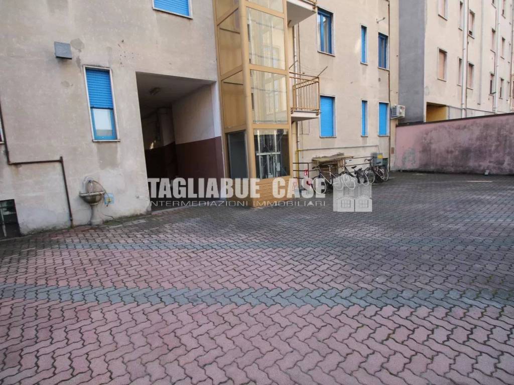 Box / garage a Bresso in Via Simone De Gatti, 30 - Foto 3