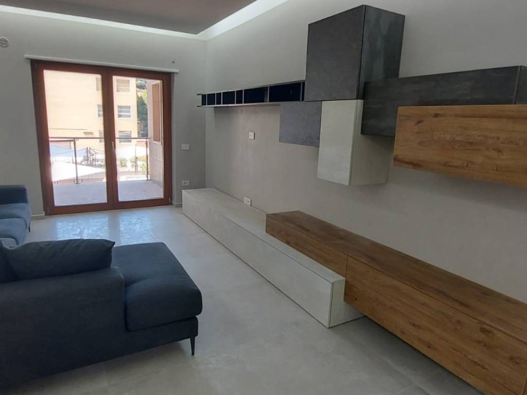 Appartamento a Benevento in Via Enzo Marmorale - Foto 3