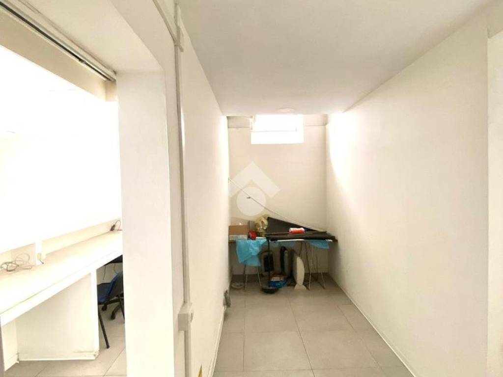 Box / garage a Aversa in Via Armando Diaz, 97 - Foto 4