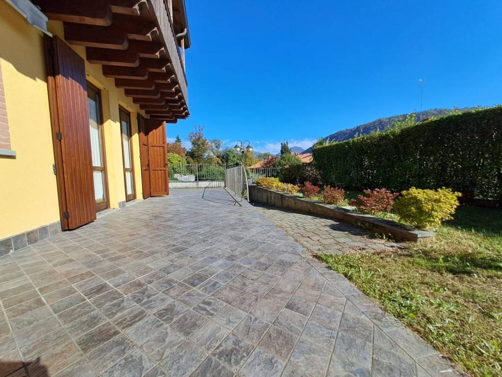 Appartamento a Trescore balneario in Via Suardi, 12 - Foto 2