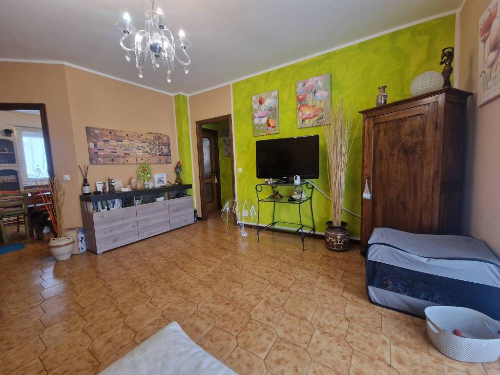 Appartamento a Bra in Via Isonzo, 39 - Foto 4