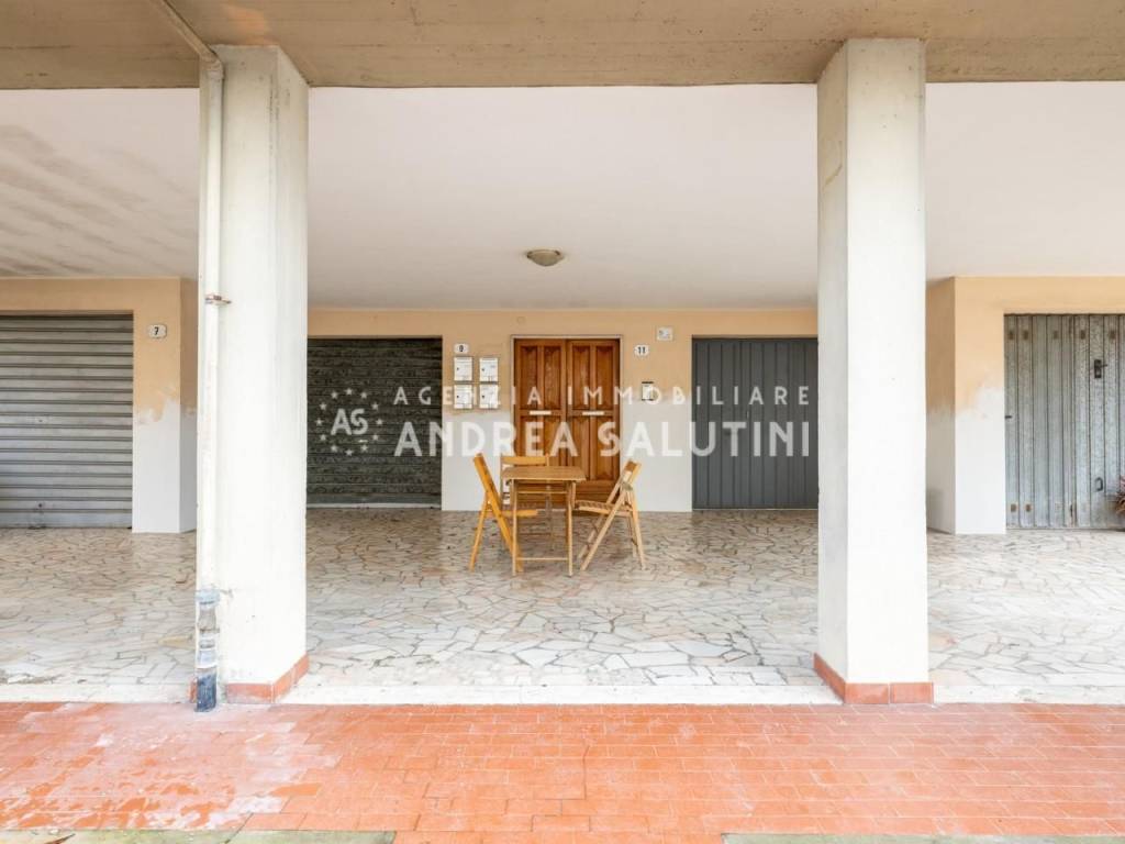 Appartamento a Pontedera in Via F. Santi, , 56025 - Foto 2