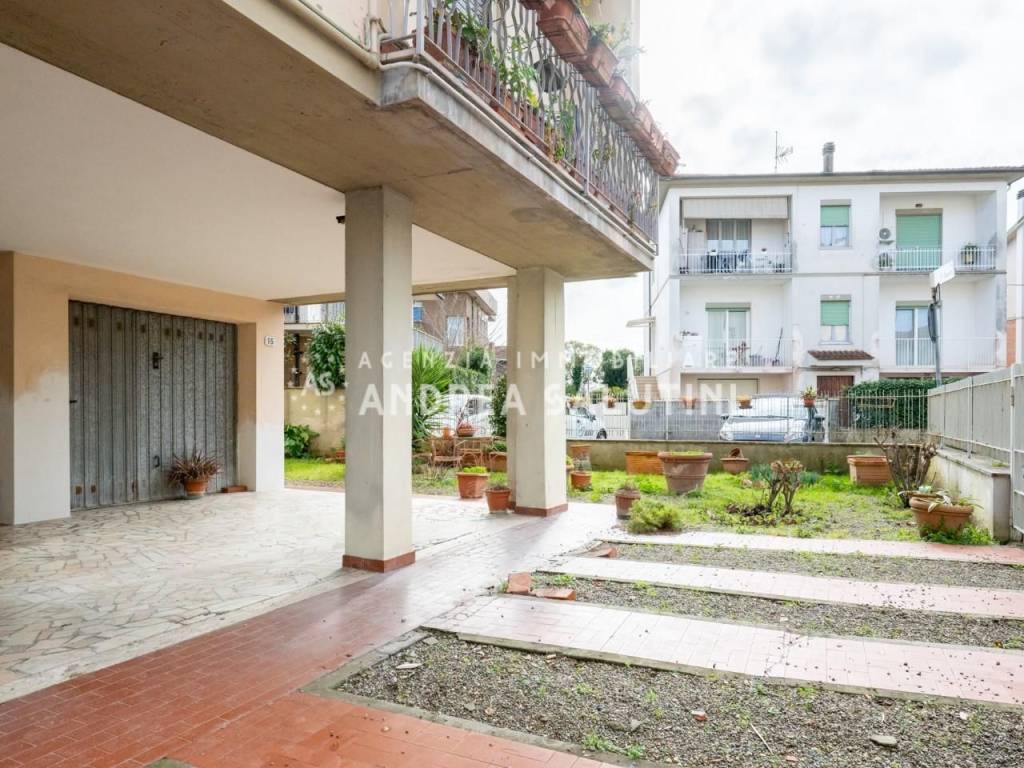 Appartamento a Pontedera in Via F. Santi, , 56025 - Foto 3
