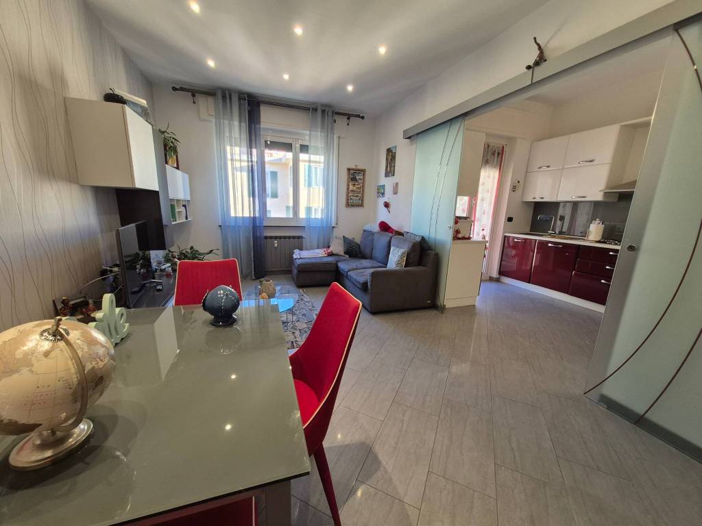 Appartamento a Genova in VIA TERPI, 15 - Foto 2