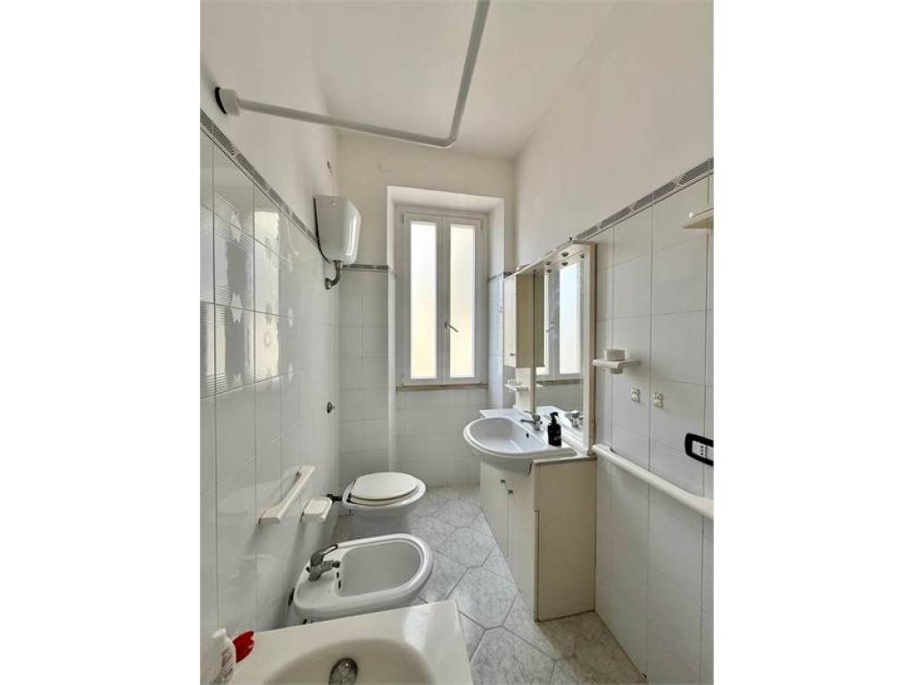 Appartamento a Carbonia in Via Nuoro - Foto 4