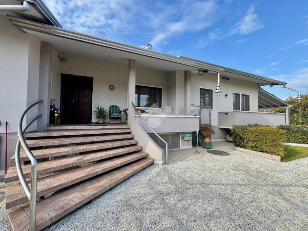 Villa a Malo in Via dei Granatieri, 1 - Foto 3