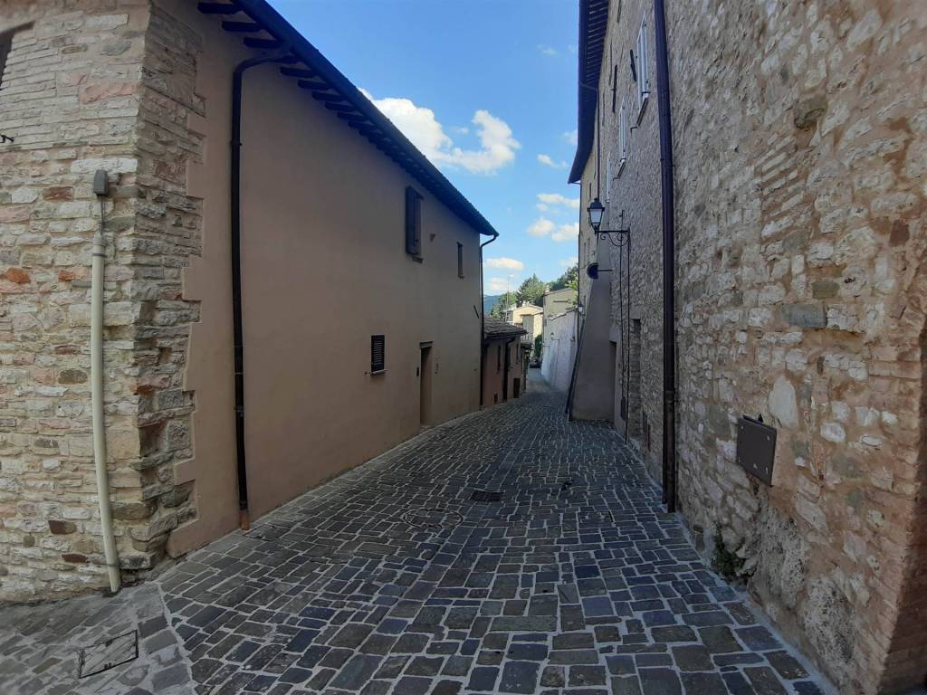Appartamento a Nocera umbra in Via Amedeo, 49 - Foto 3