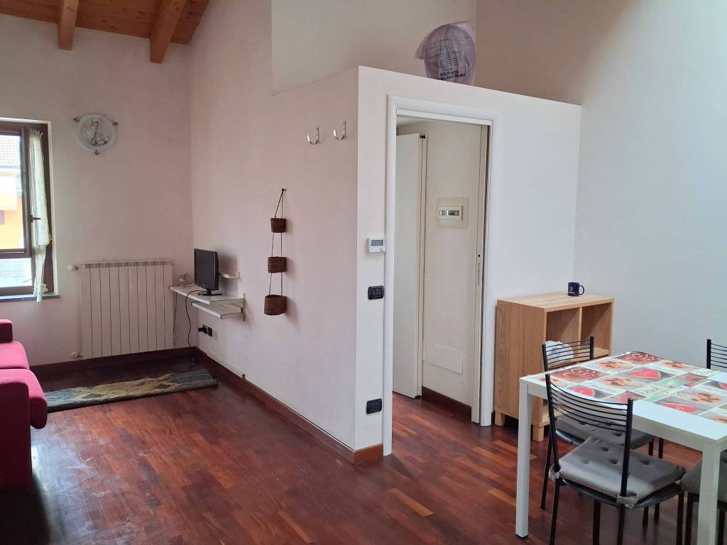 Appartamento a Lainate in Via Ferruccio Mengato, 10 - Foto 3