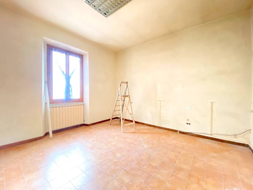 Appartamento a Pontassieve in Via Fratelli Carli - Foto 2